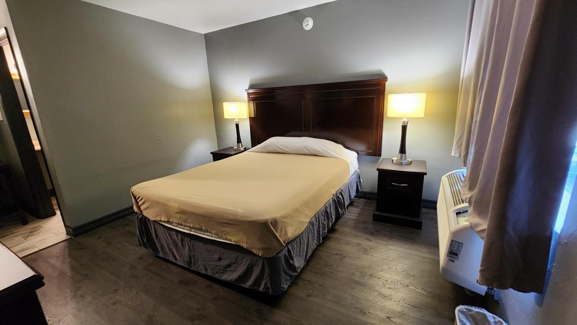 Motel Merit And 3*