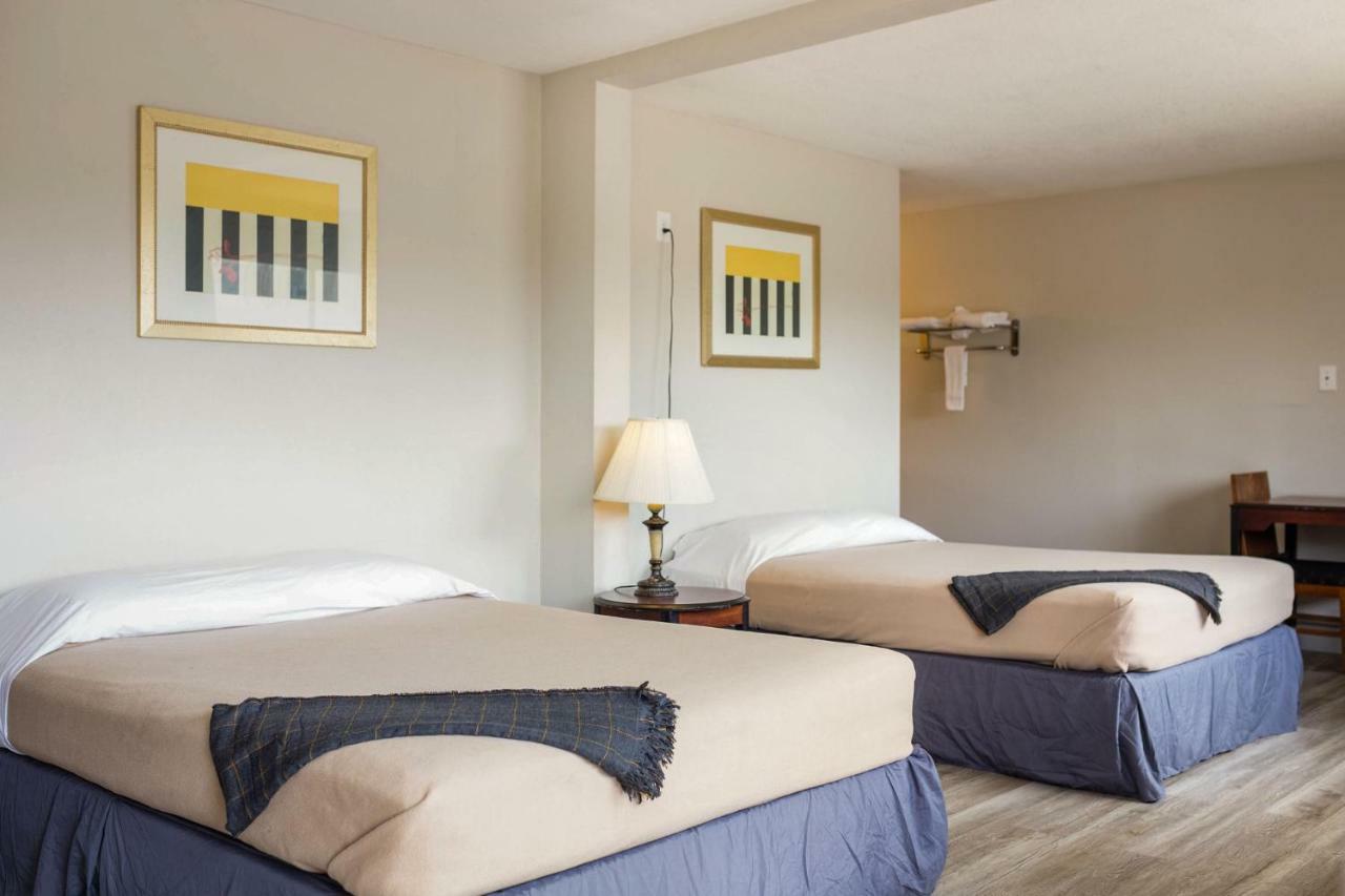 Motel Harmony Inn And Suites 3*